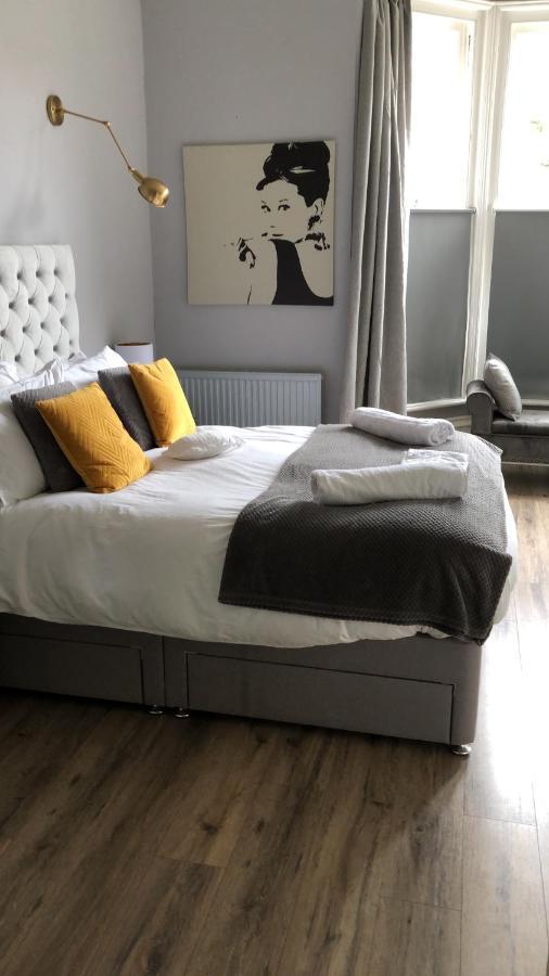 Canterbury Accommodations With Free Car Park Onsite And High Speed Wifi Dış mekan fotoğraf