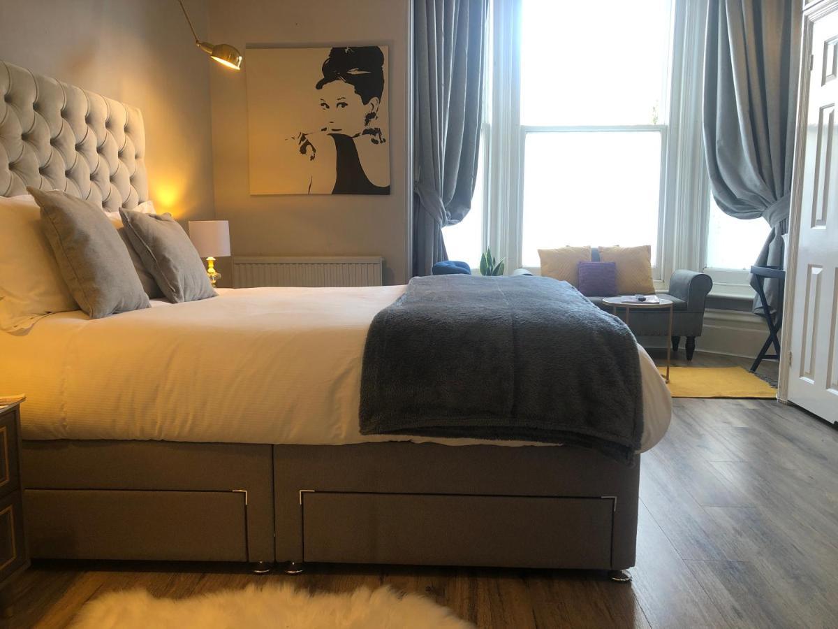 Canterbury Accommodations With Free Car Park Onsite And High Speed Wifi Dış mekan fotoğraf