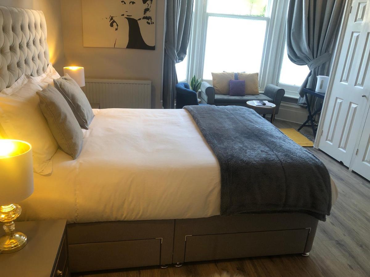 Canterbury Accommodations With Free Car Park Onsite And High Speed Wifi Dış mekan fotoğraf