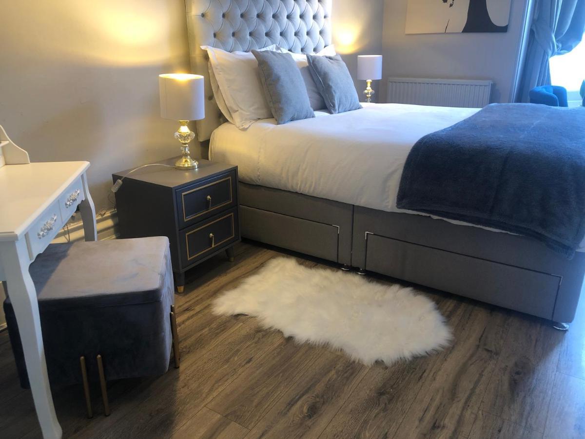 Canterbury Accommodations With Free Car Park Onsite And High Speed Wifi Dış mekan fotoğraf