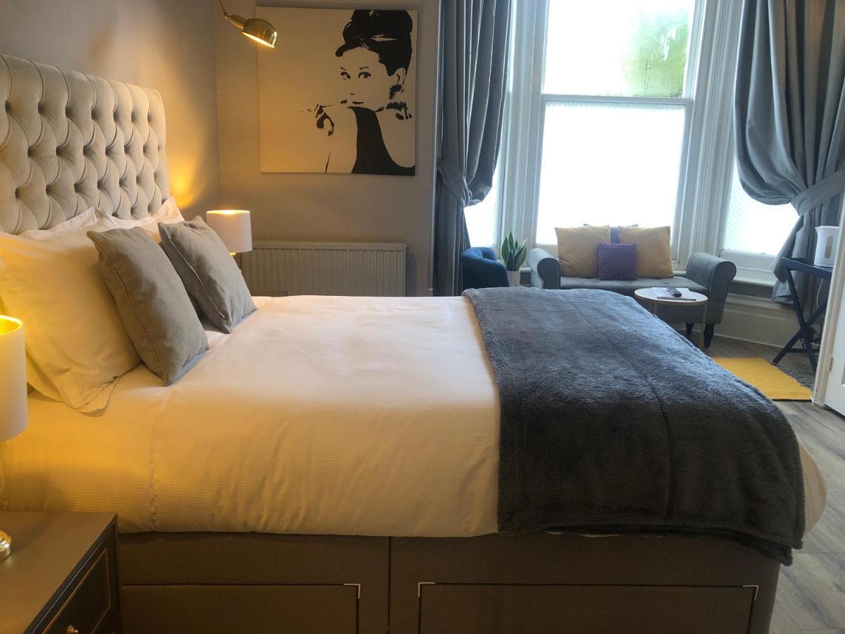 Canterbury Accommodations With Free Car Park Onsite And High Speed Wifi Dış mekan fotoğraf