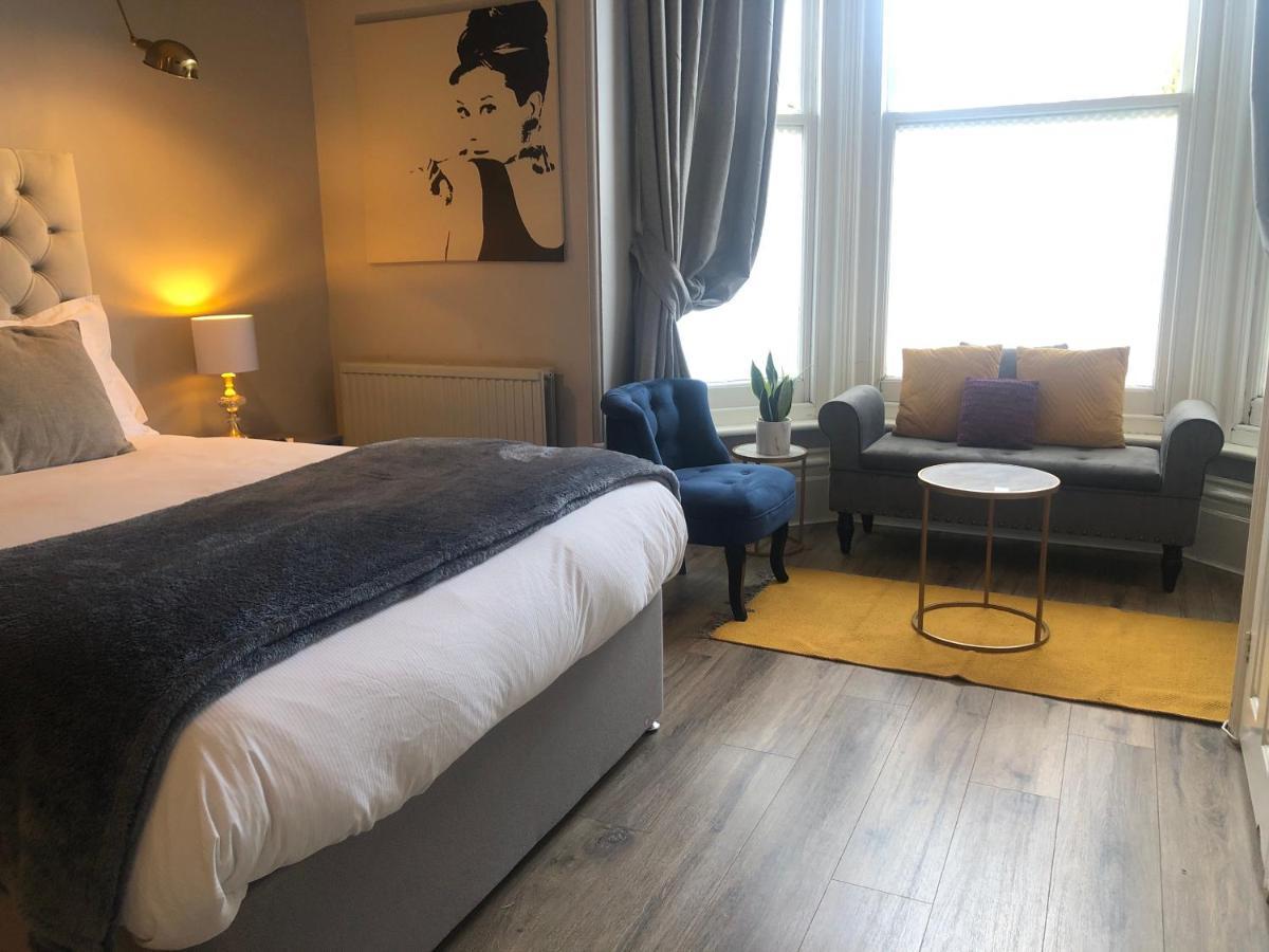 Canterbury Accommodations With Free Car Park Onsite And High Speed Wifi Dış mekan fotoğraf