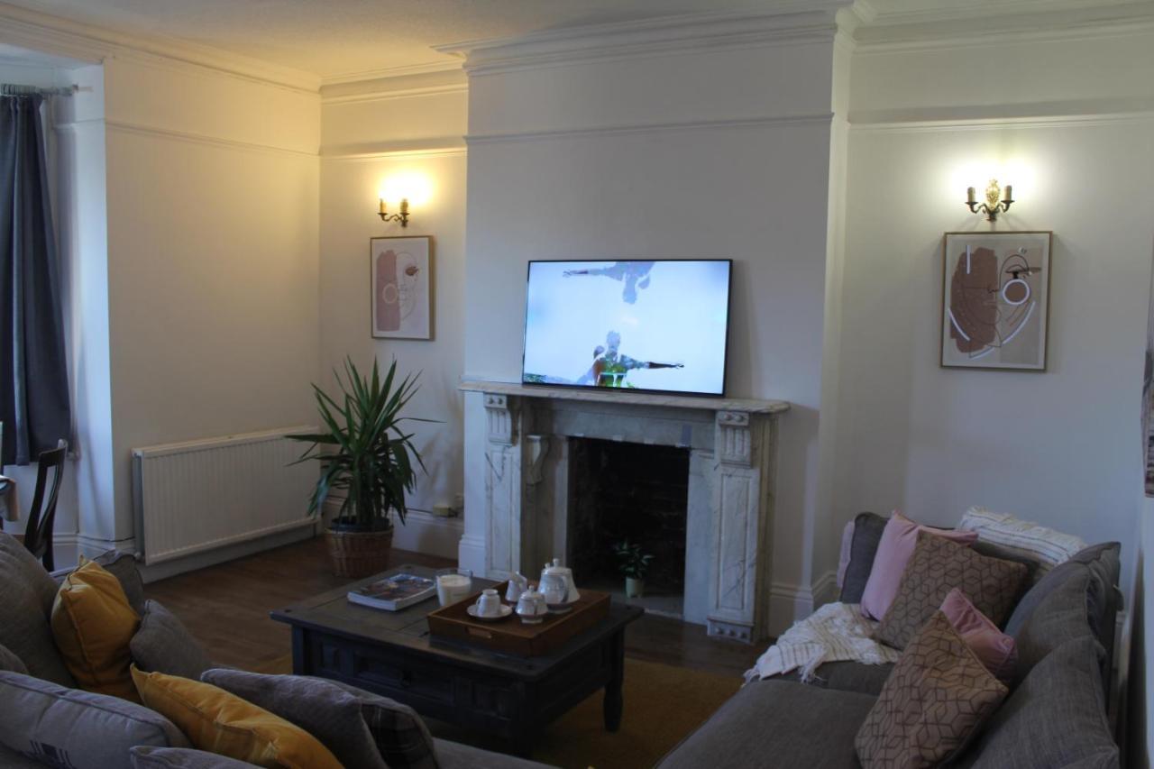 Canterbury Accommodations With Free Car Park Onsite And High Speed Wifi Dış mekan fotoğraf