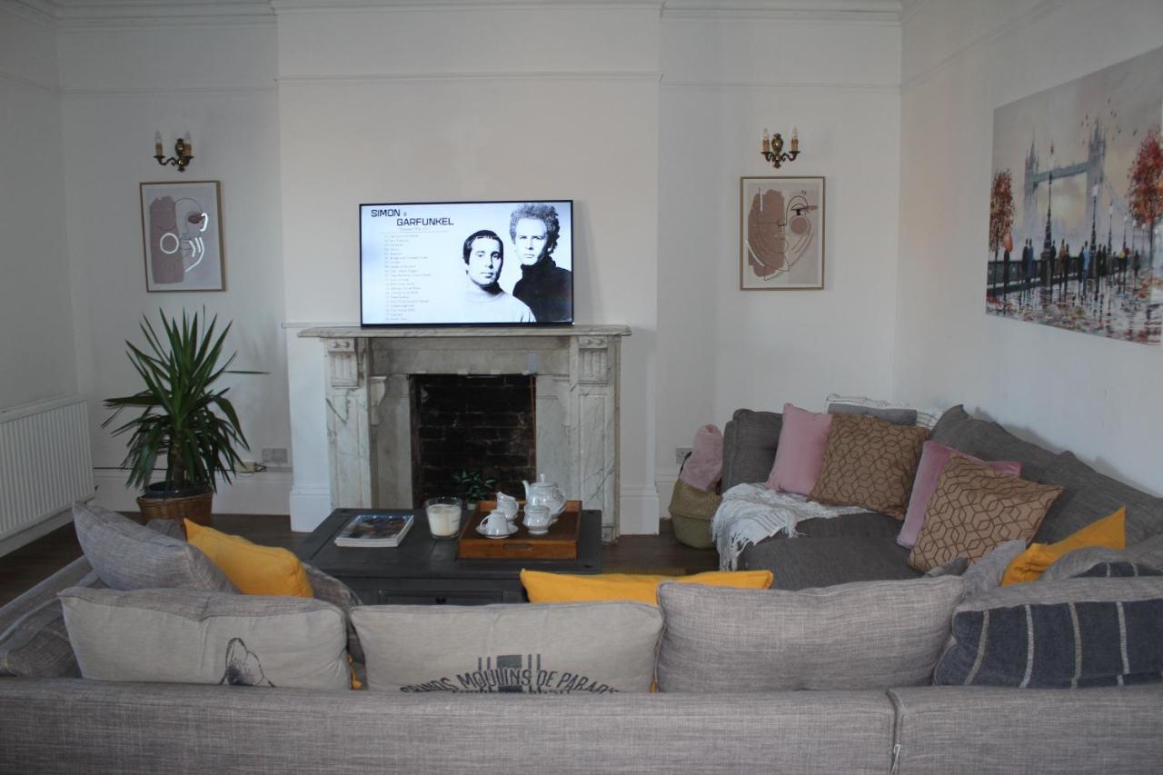 Canterbury Accommodations With Free Car Park Onsite And High Speed Wifi Dış mekan fotoğraf