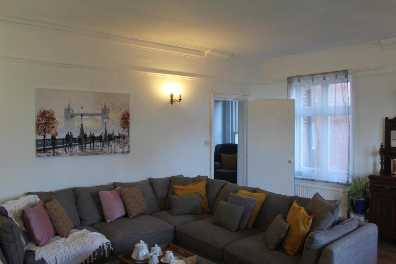 Canterbury Accommodations With Free Car Park Onsite And High Speed Wifi Dış mekan fotoğraf