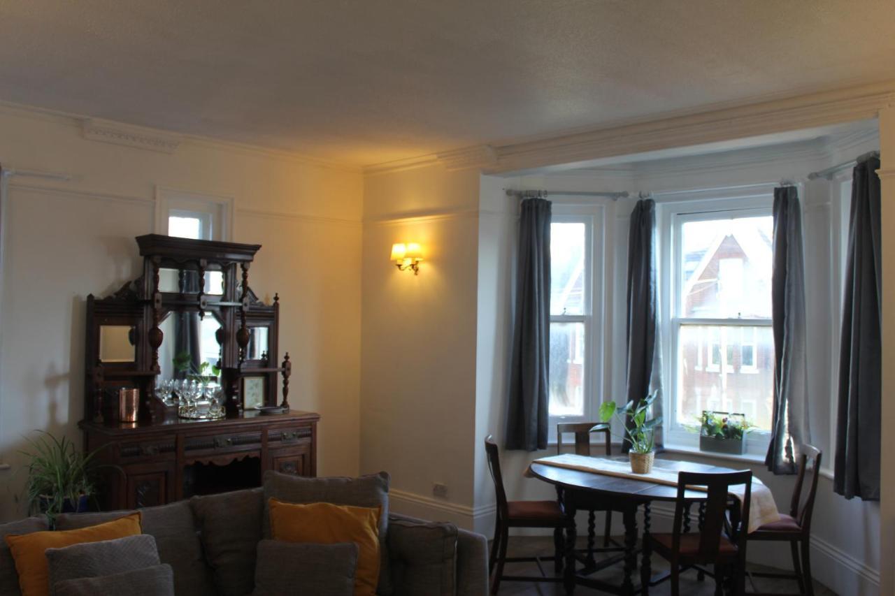 Canterbury Accommodations With Free Car Park Onsite And High Speed Wifi Dış mekan fotoğraf